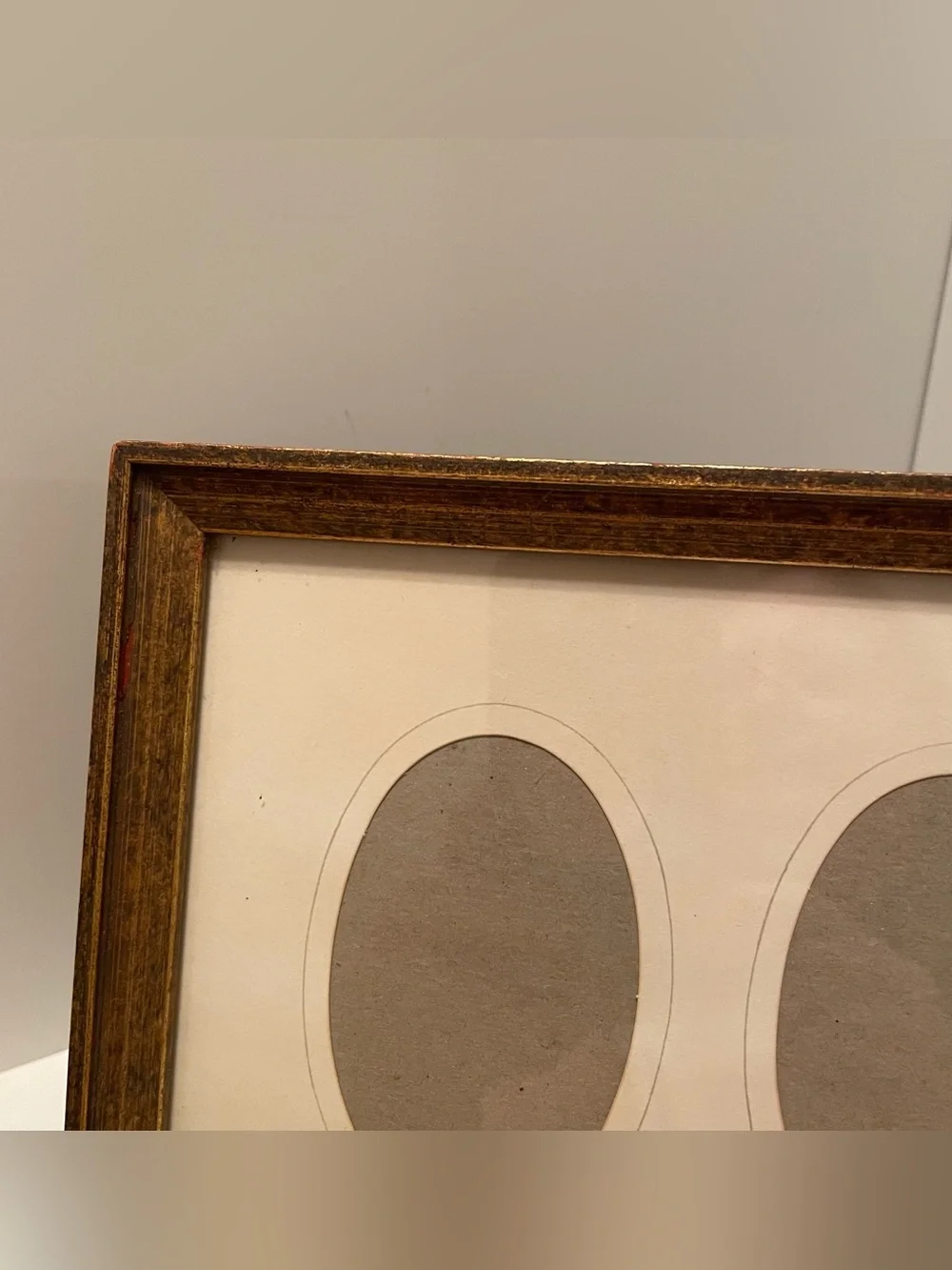 Vintage Olan Mills 3 Photo Frame Antiqued Gold Wood Holds 2.5”x3.5” Photos 70’s